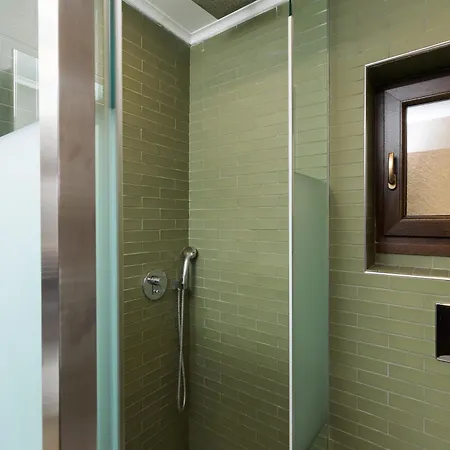 Apartment La Maison Du Theatre- Panoramic View By Binobi! *